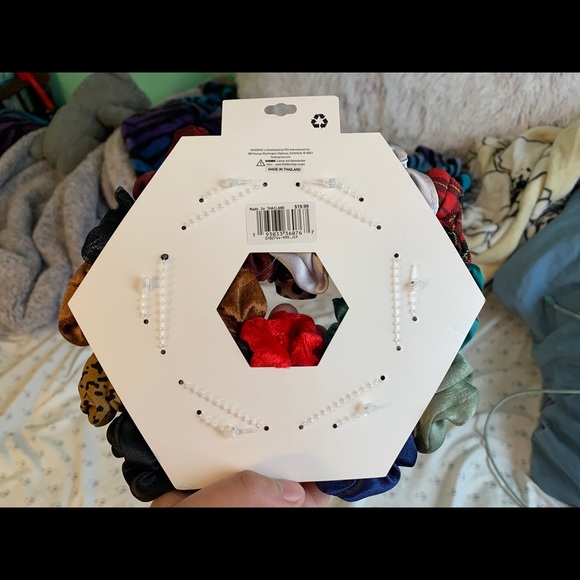 Scrunchies - Picture 2 of 4